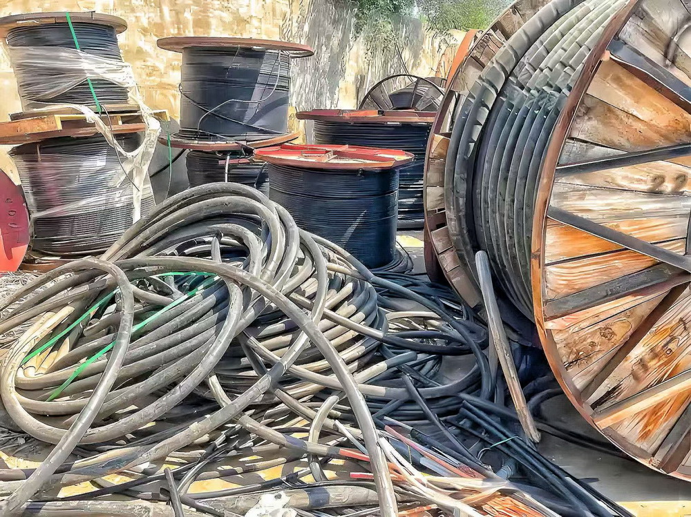 電纜電線，模具